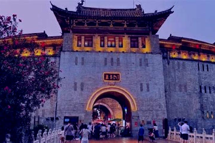 Zoe, 35 — Escort in Laocheng, China