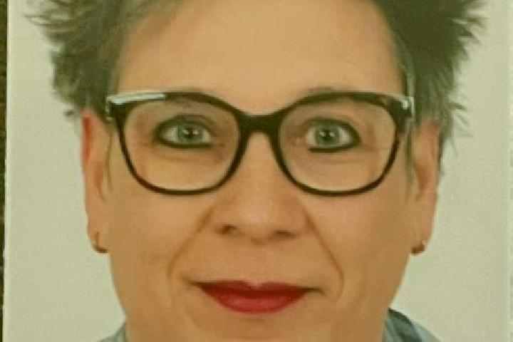 Zoe, 35 — Escort in Merenberg, Germany