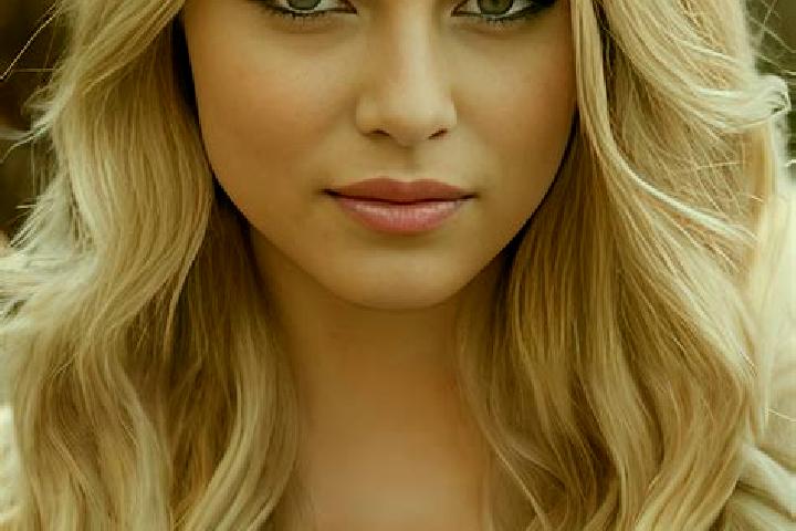 Zoe, 36, a blonde amber-eyed slavic companion based in Andong. Offering Deep French Kissing, A-Level. Available for incall and outcall, overnight bookings av...