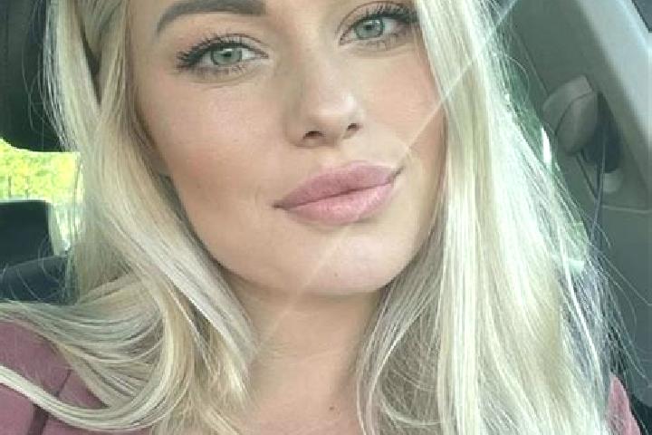 Zoe, 36, a blonde hazel-eyed latina companion based in Bozkurt. Offering Prostate Massage, Duos, Girlfriend Experience, Couples, Erotic Massage. Available fo...
