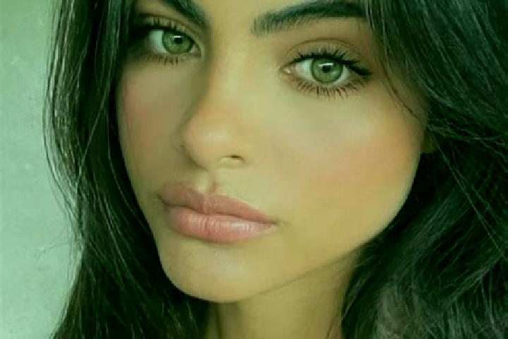 Zoe, 36, a brunette dark-eyed european companion based in Sancel. Offering GFE, Party Girl, Girlfriend Experience, Massage. Available for incall and outcall,...