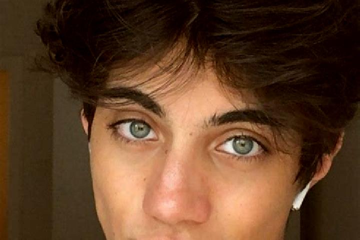Zoe, 36, a chestnut grey-eyed caucasian companion based in Oliva de la Frontera. Offering GFE, A-Level, Fetish, Tantra. Available for incall and outcall, day...