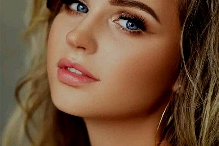 Zoe, 36, a dark blonde blue-eyed indian companion based in Mambrillas de Lara. Offering A-Level, Fetish, Girlfriend Experience, CIM. Available for incall and...