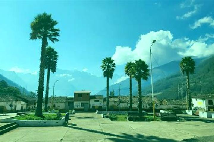 Zoe, 36 — Escort in Cachora, Peru