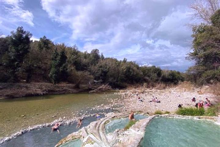 Zoe, 36 — Escort in Petriolo, Italy