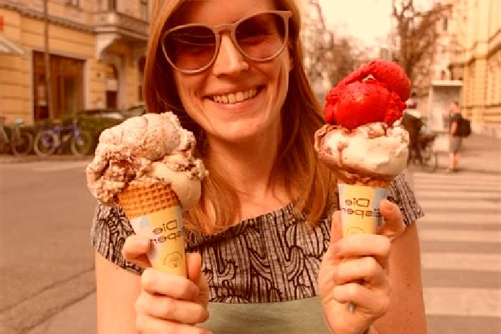 Zoe, 36 — Escort in Sommer, Austria