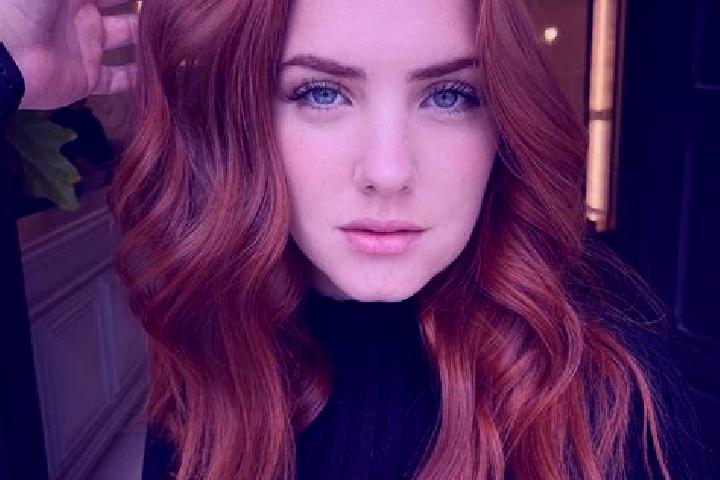 Zoe, 37, a auburn blue-eyed middle eastern companion based in Maunggora. Offering Party Girl, Tantra, Couples. Available for incall and outcall, overnight bo...