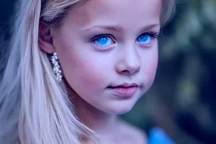 Zoe, 37, a blonde blue-eyed indian companion based in Nerushay. Offering 69, BDSM, Duos. Available for incall and outcall, overnight bookings available.