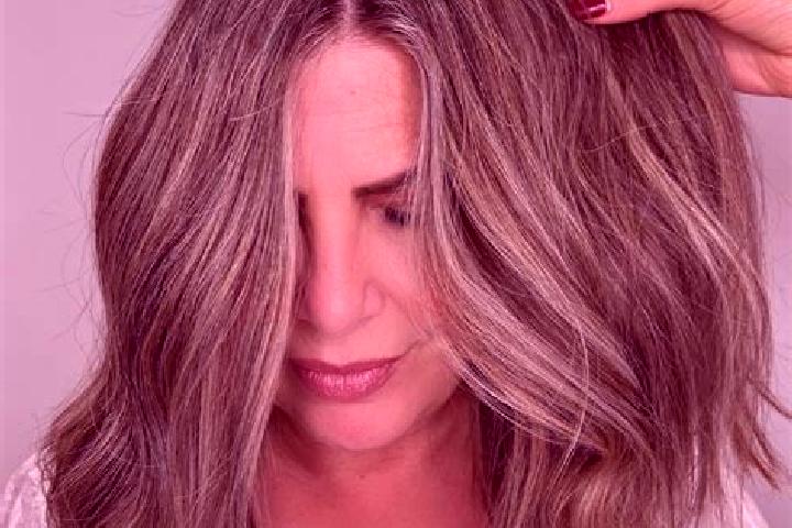 Zoe, 37, a dark blonde grey-eyed middle eastern companion based in Baulne. Offering Prostate Massage, Couples, BDSM, CIM. Available for incall and outcall, d...