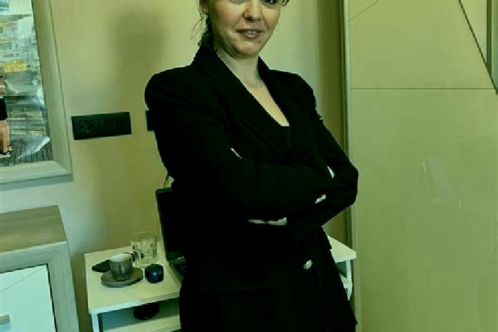 Zoe, 37 — Escort in Dymka, Ukraine
