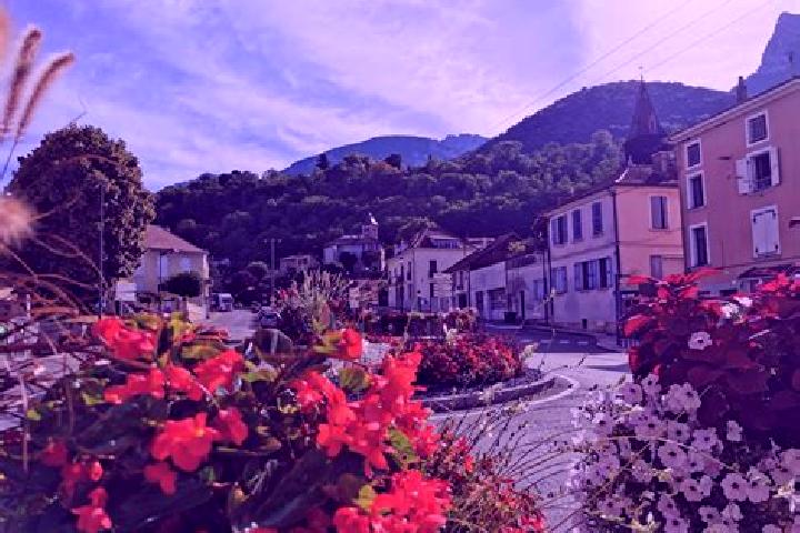 Zoe, 37 — Escort in Fontanil-Cornillon, France