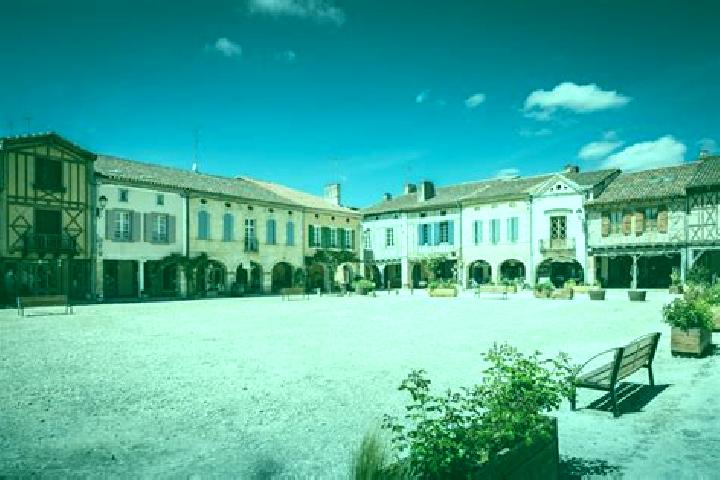Zoe, 37 — Escort in Labastide-d Armagnac, France