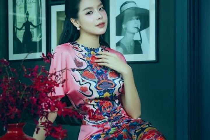 Zoe, 37 — Escort in Thanh Thuy, Vietnam