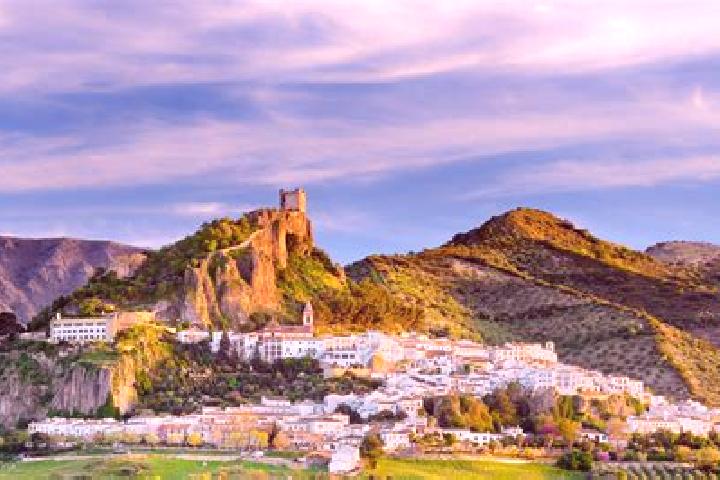 Zoe, 37 — Escort in Villamiel de la Sierra, Spain
