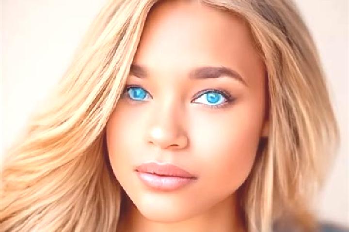 Zoe, 38, a blonde blue-eyed latina companion based in Diarabana. Offering Couples, Dinner Date, Roleplay. Available for incall and outcall, day and evening d...