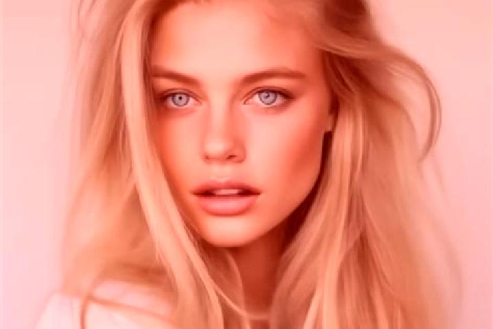 Zoe, 38, a blonde grey-eyed ebony companion based in Manhattan. Offering CIM, GFE, Massage, Overnight. Available for incall and outcall, day and evening dates.