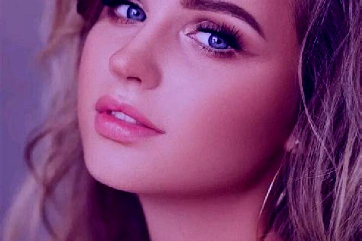 Zoe, 38, a dark blonde blue-eyed mediterranean companion based in Laojunmiao. Offering OWO, Girlfriend Experience, Tantra. Available for incall and outcall, ...