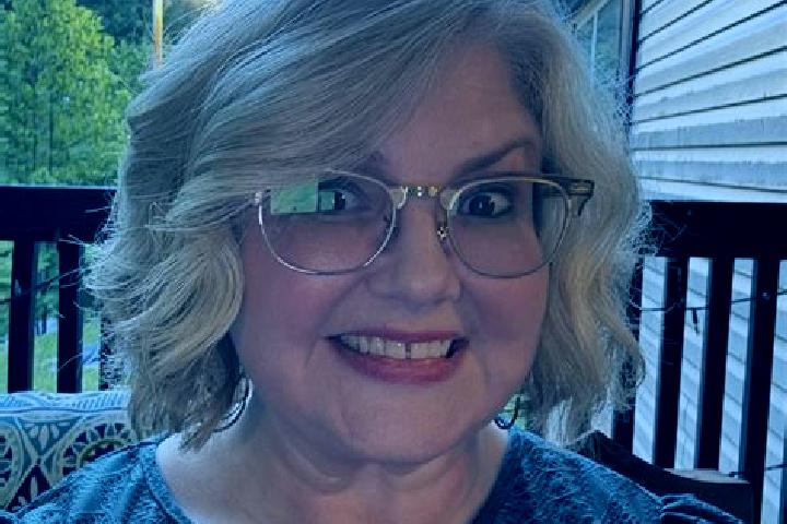 Zoe, 38 — Escort in Elkhorn City, United States