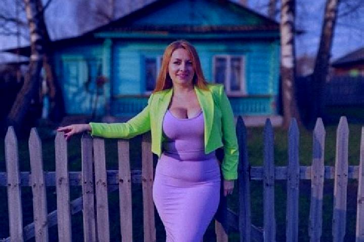 Zoe, 38 — Escort in Ivanovskoye, Russia