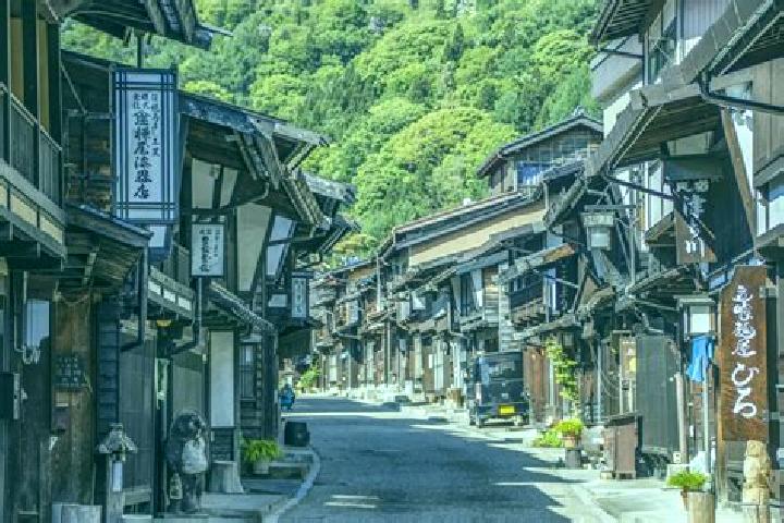 Zoe, 38 — Escort in Kawachi-Nagano, Japan