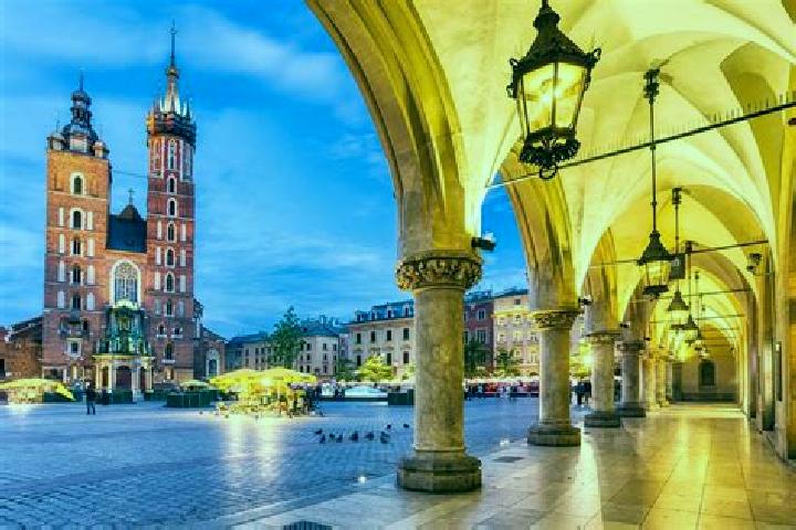 Zoe, 38 — Escort in Krakow, Poland