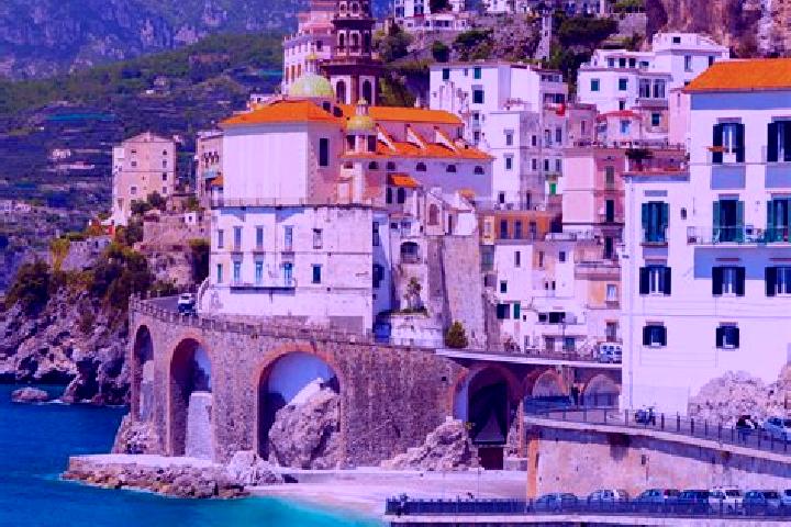 Zoe, 38 — Escort in Monvalle, Italy