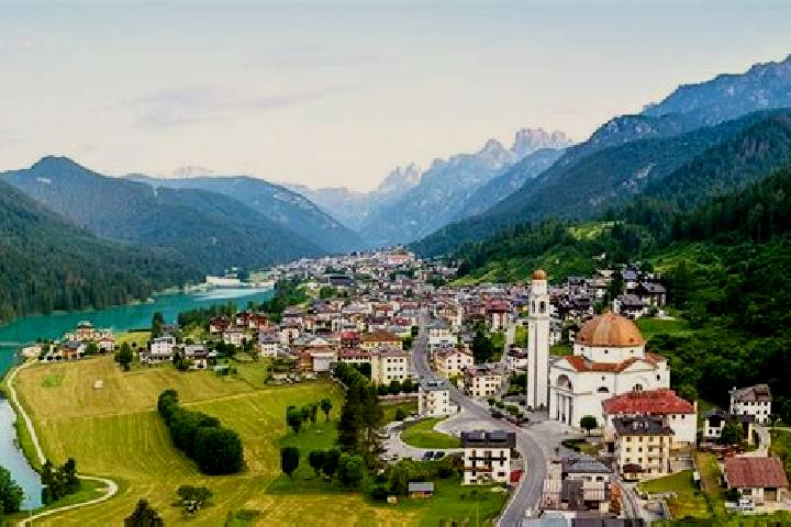 Zoe, 38 — Escort in San Pietro di Cadore, Italy