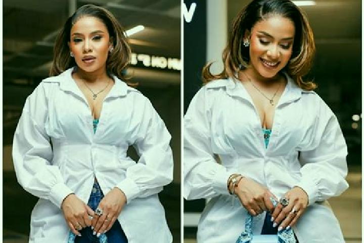 Zoe, 38 — Escort in Thuli, South Africa