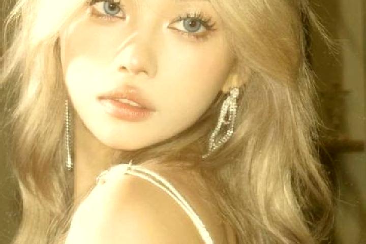 Zoe, 39, a blonde blue-eyed asian companion based in Seaview. Offering Domination, Party Girl, BDSM, Roleplay. Available for incall and outcall, overnight bo...