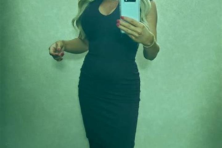 Zoe, 39, a blonde brown-eyed mixed companion based in Dyamonso. Offering Striptease, Overnight, Dinner Date, Domination. Available for incall and outcall, da...