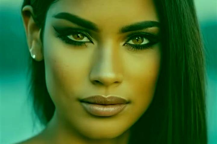 Zoe, 39, a chestnut amber-eyed latina companion based in Stroumpi. Offering Party Girl, Overnight, Couples. Available for incall and outcall, overnight booki...