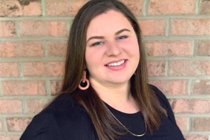 Zoe, 39 — Escort in Connellsville, United States
