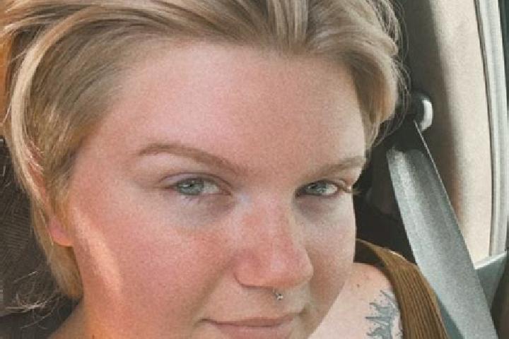 Zoe, 39 — Escort in Godfrey, United States