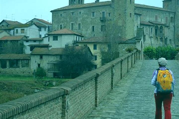 Zoe, 39 — Escort in Monastero Bormida, Italy