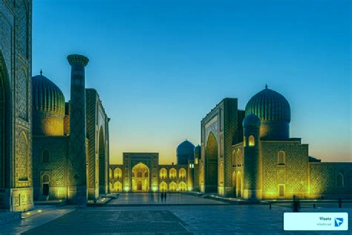 Zoe, 39 — Escort in Qorasuv, Uzbekistan