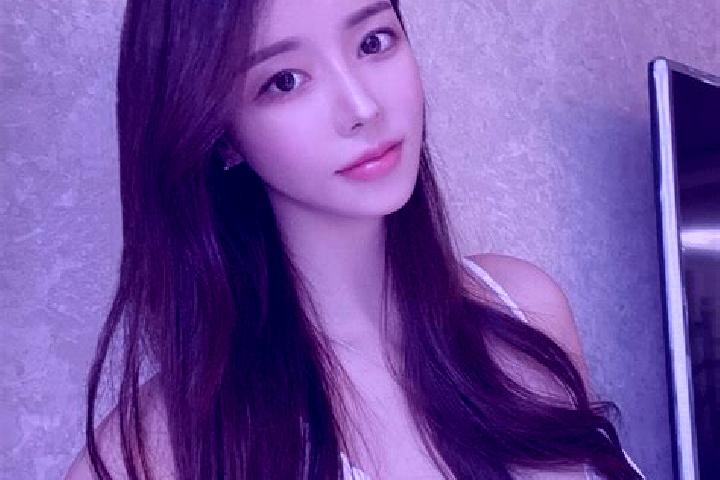 Zoe, 39 — Escort in Xunzhai, China