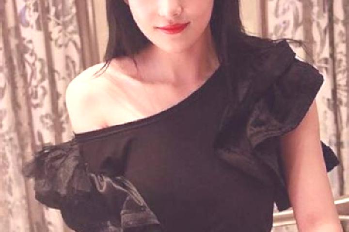 Zoey, 20, a black dark-eyed mixed companion based in Zandougou. Offering Party Girl, GFE, Massage. Available for incall and outcall, day and evening dates.