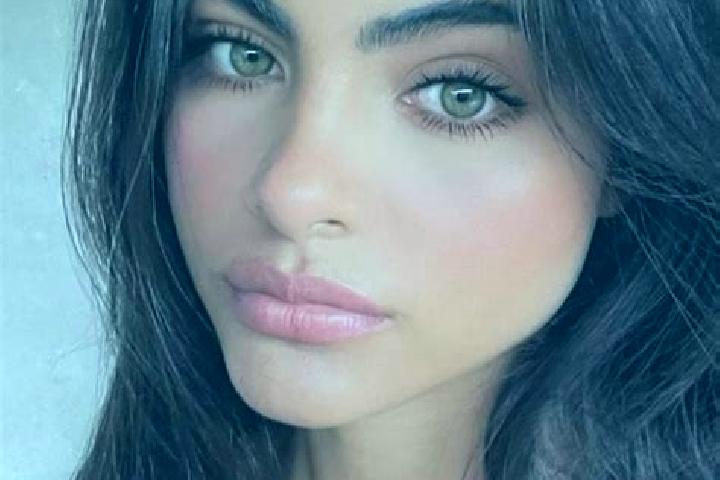 Zoey, 20, a brunette green-eyed caribbean companion based in Vinh Binh. Offering CIM, BDSM, 69, Striptease, Overnight. Available for incall and outcall, over...