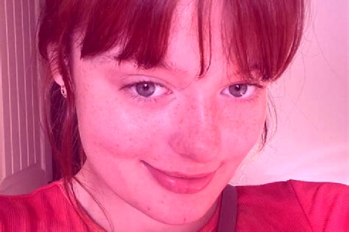 Zoey, 20, a red grey-eyed caribbean companion based in Anbar Alum. Offering BDSM, Fetish, Massage, Striptease, Party Girl. Available for incall and outcall, ...