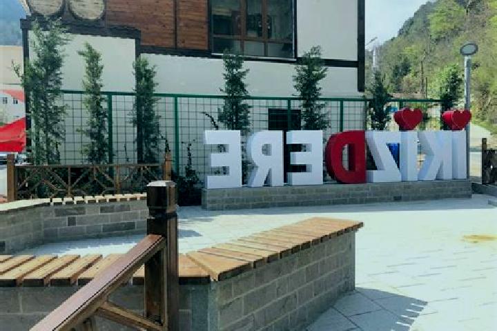 Zoey, 20 — Escort in Ikizdere, Turkey