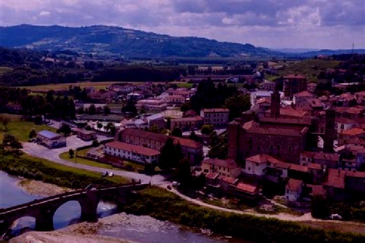 Zoey, 20 — Escort in Monastero Bormida, Italy