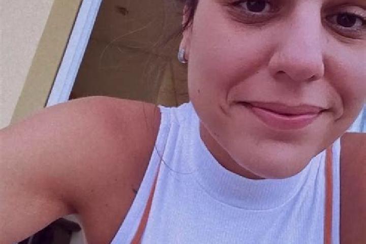 Zoey, 20 — Escort in Nhandeara, Brazil
