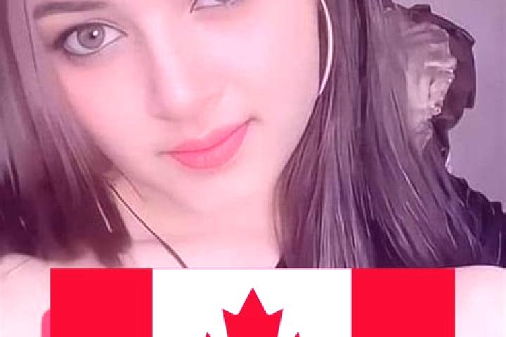 Zoey, 20 — Escort in Sainte-Catherine, Canada