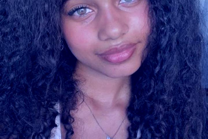Zoey, 21, a black hazel-eyed ebony companion based in Santiago Etla. Offering GFE, Dinner Date, OWO, Massage, 69. Available for incall and outcall, day and e...