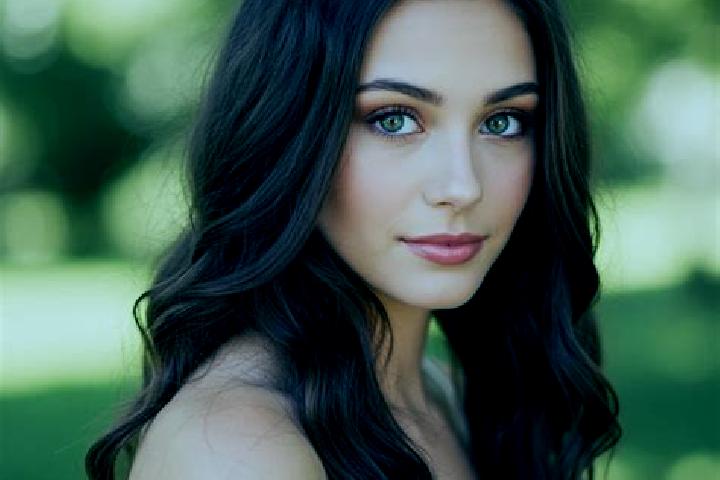 Zoey, 21, a black hazel-eyed slavic companion based in Ishaka. Offering Deep French Kissing, GFE, Couples. Available for incall and outcall, overnight bookin...