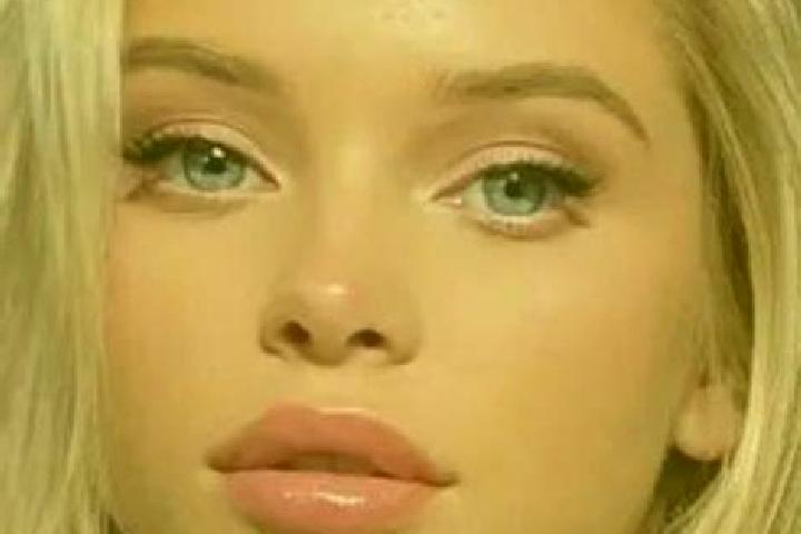 Zoey, 21, a blonde blue-eyed ebony companion based in Kruzen. Offering Party Girl, Domination, Striptease, Massage. Available for incall and outcall, overnig...