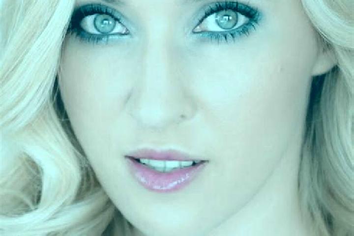Zoey, 21, a blonde green-eyed indian companion based in Gerouville. Offering GFE, CIM, A-Level, Massage. Available for incall and outcall, day and evening da...