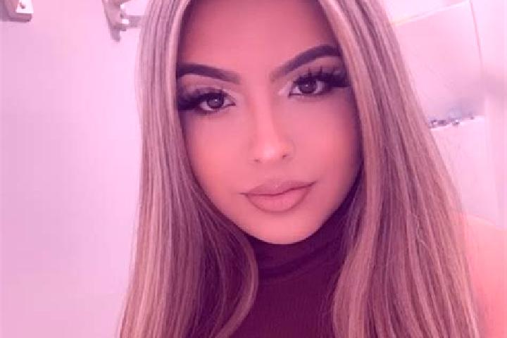 Zoey, 21, a blonde grey-eyed latina companion based in Goecbeyli. Offering Domination, Prostate Massage, Striptease, GFE. Available for incall and outcall, d...
