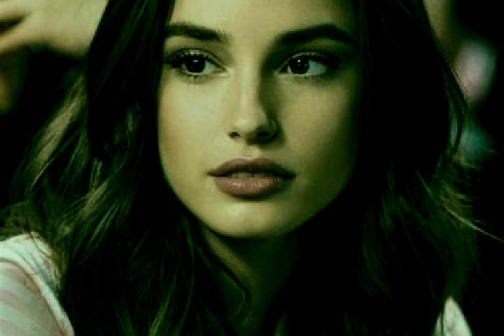 Zoey, 21, a brunette brown-eyed indian companion based in Ares. Offering BDSM, Girlfriend Experience, Overnight, Roleplay. Available for incall and outcall, ...