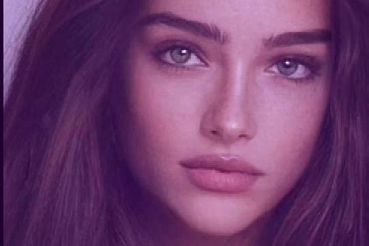 Zoey, 21, a chestnut grey-eyed caucasian companion based in La Brousse. Offering Massage, BDSM, Dinner Date. Available for incall and outcall, overnight book...
